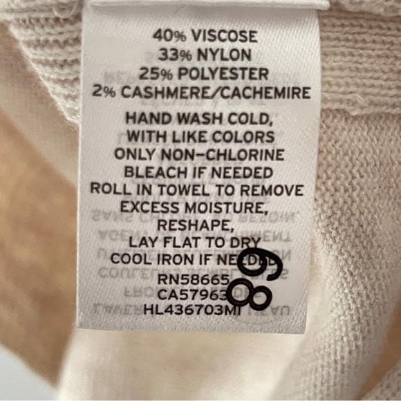 Chelsea28 Cream V-Neck Sweater loose casual office neutral classic - Picture 7 of 8